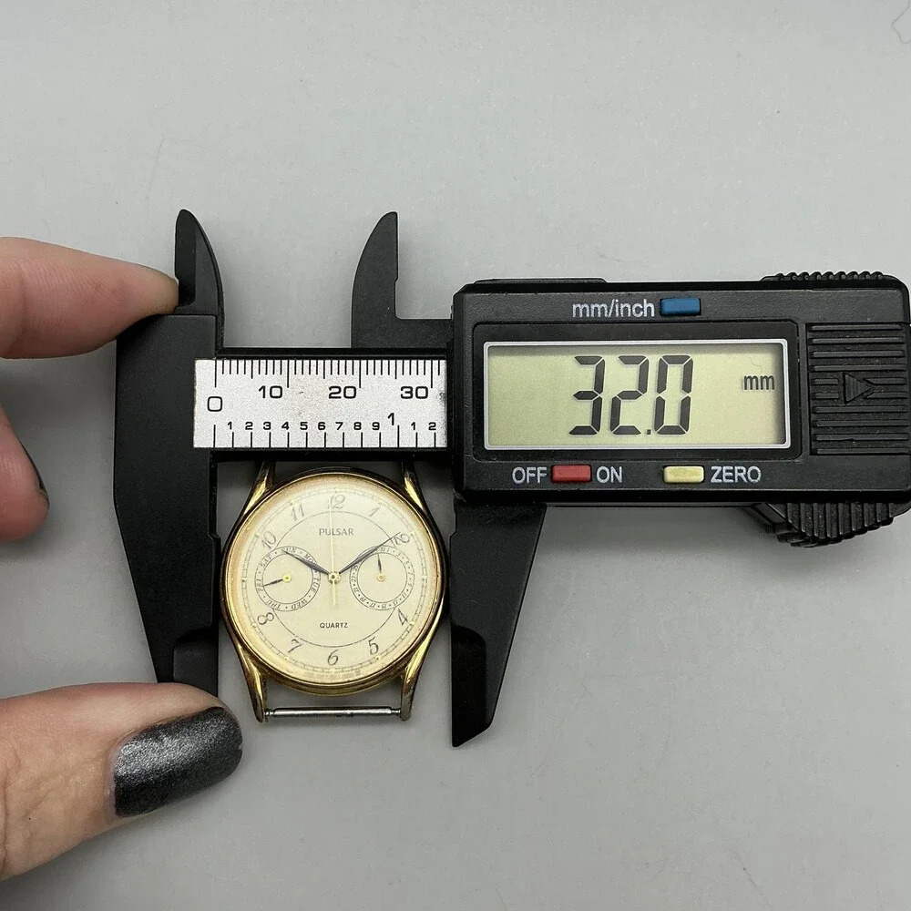 Pulsar Mens Watch 32mm Cream Dial Gold Tone Day Date V336-7000 For Parts